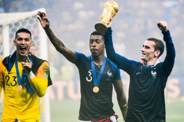 与其说迪亚 与其说迪亚